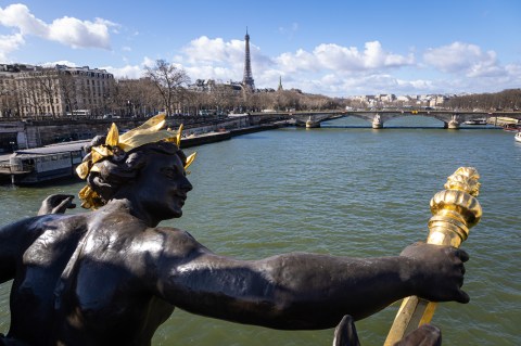 For its 2024 Olympics, Paris wants the Seine river swimmable
